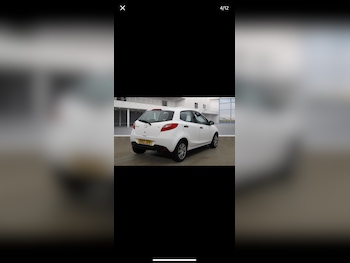Used Mazda Mazda2 2012 for sale - 76320452: Photo 4