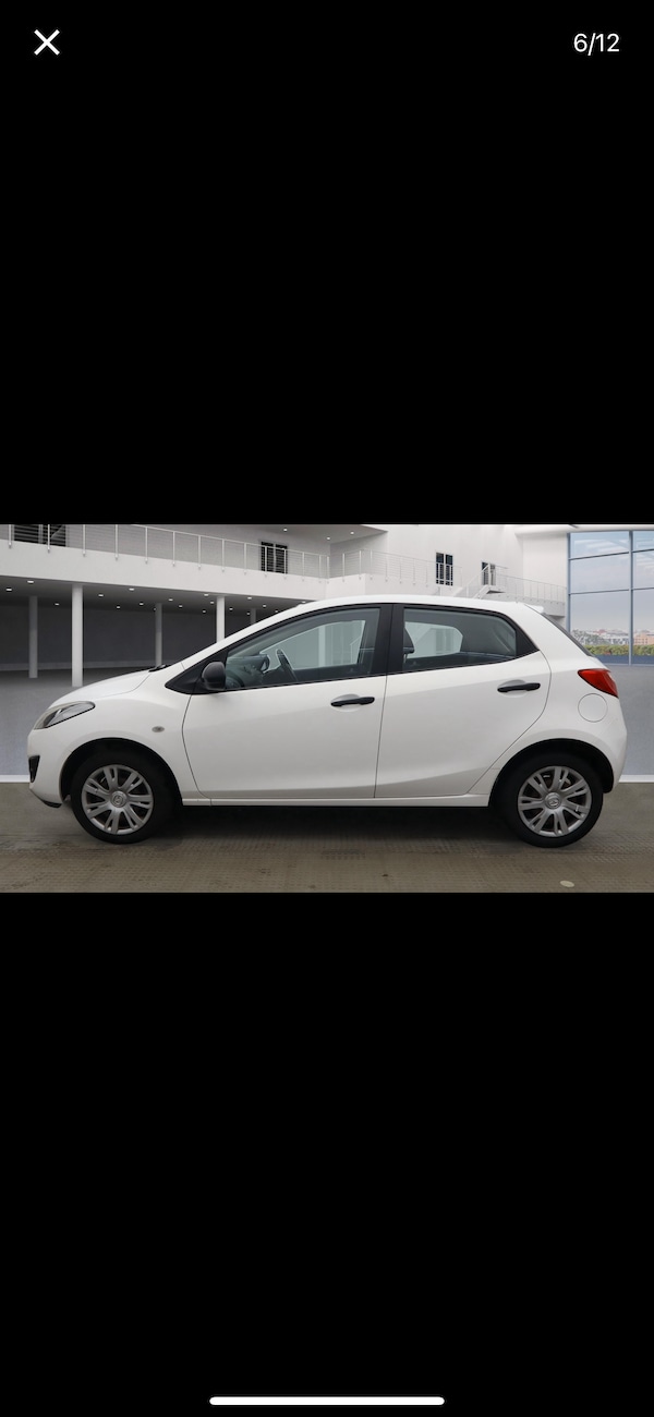 Used Mazda Mazda2 2012 for sale - 76320452: Photo 6