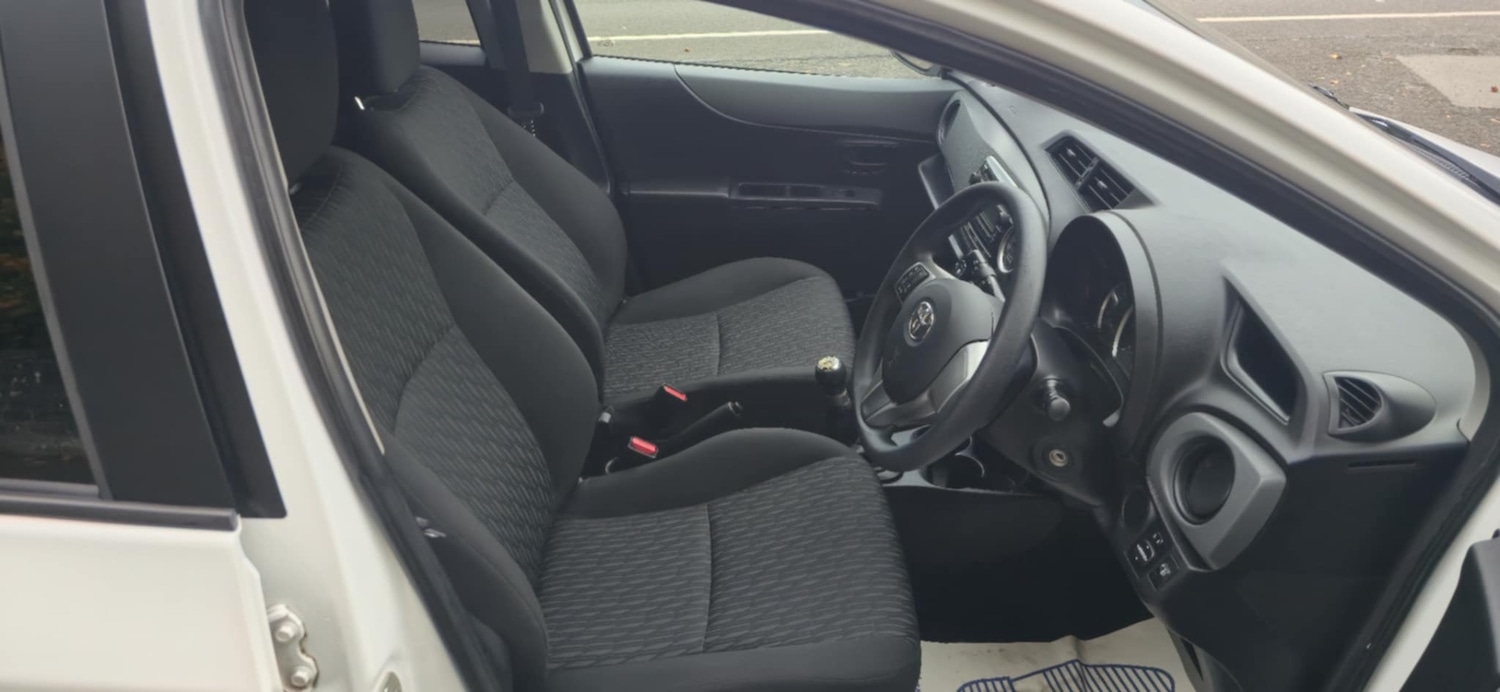 Used Toyota Yaris 2013 for sale - 76019702: Photo 18