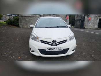 2013 (62) - 1.0 VVT-i Edition 5dr