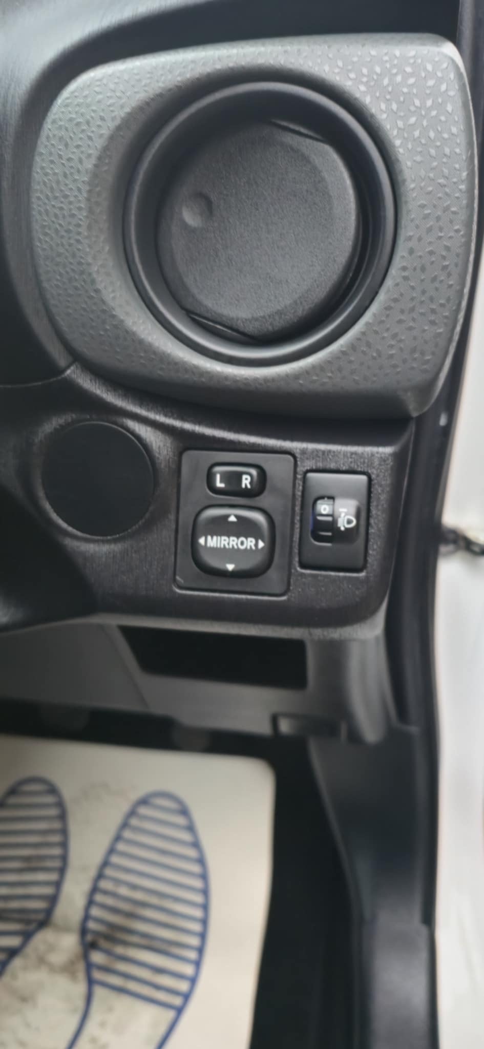 Used Toyota Yaris 2013 for sale - 76019702: Photo 20