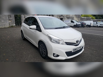 Used Toyota Yaris 2013 for sale - 76019702: Photo 2