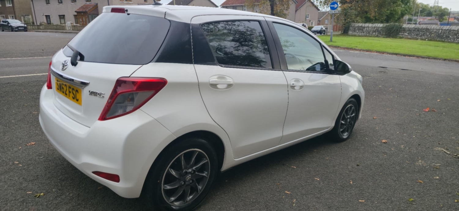 Used Toyota Yaris 2013 for sale - 76019702: Photo 3