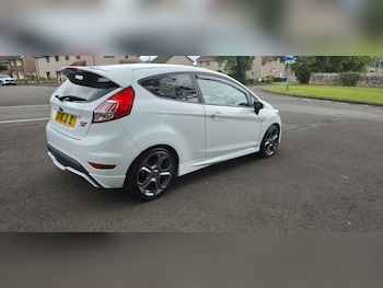 Used Ford Fiesta 2016 for sale - 78976413: Photo