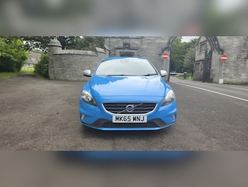 Used Volvo V40 2015 for sale - 78770108: Photo