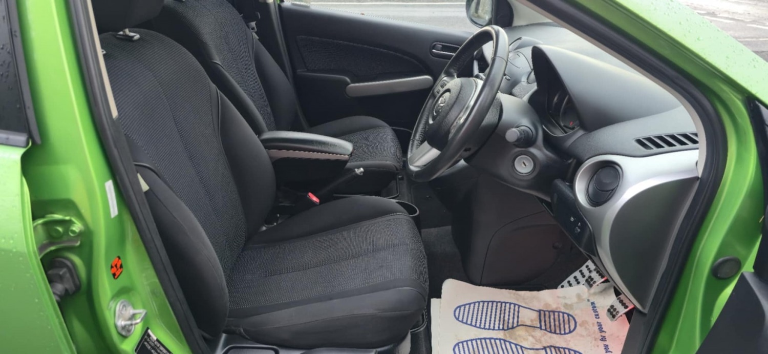 Used Mazda Mazda2 2010 for sale - 77162345: Photo 18