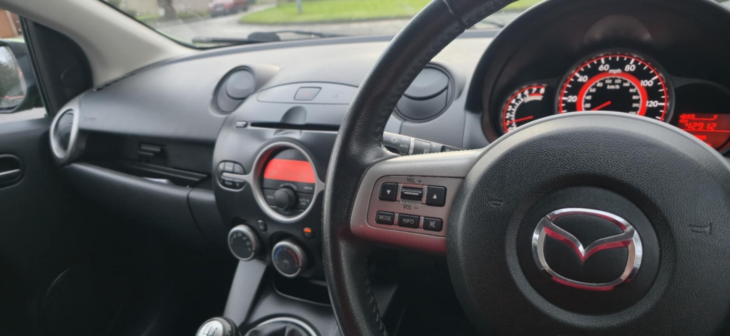 Used Mazda Mazda2 2010 for sale - 77162345: Photo 23