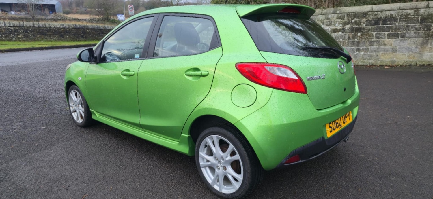 Used Mazda Mazda2 2010 for sale - 77162345: Photo 5