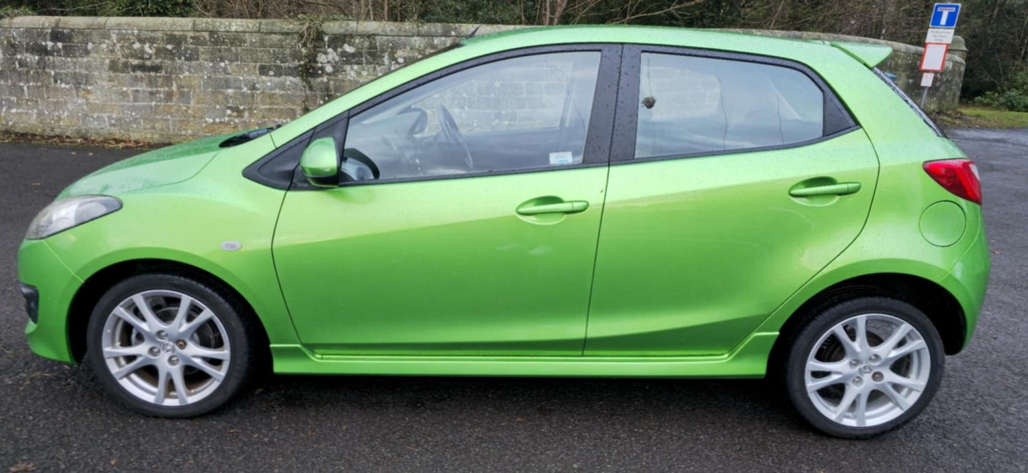 Used Mazda Mazda2 2010 for sale - 77162345: Photo 6