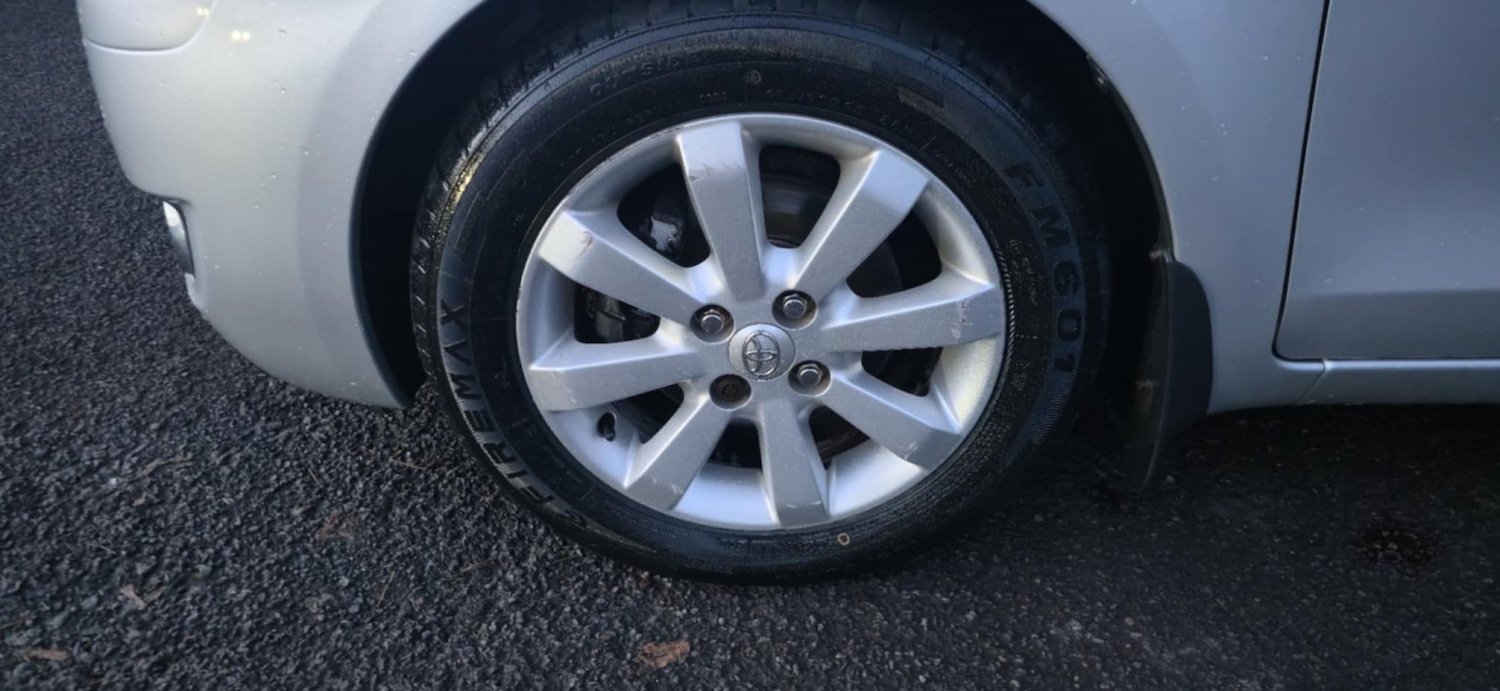 Used Toyota Yaris 2011 for sale - 77233800: Photo 13