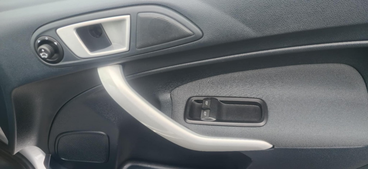 Used Ford Fiesta 2012 for sale - 77162261: Photo 21