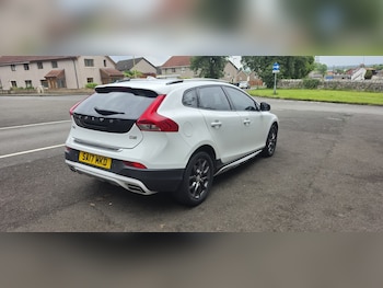 Used Volvo V40 2017 for sale - 78920974: Photo