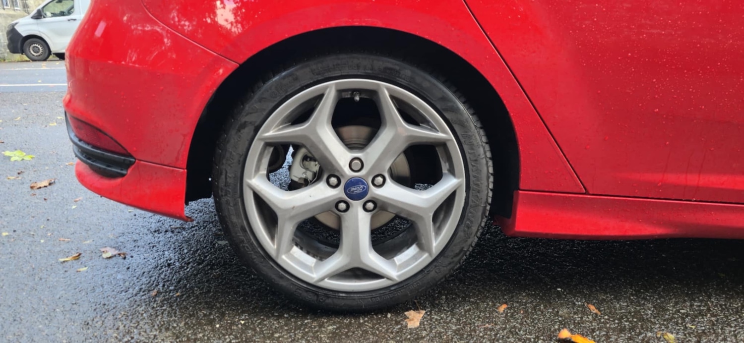 Used Ford Focus 2015 for sale - 76142605: Photo 11