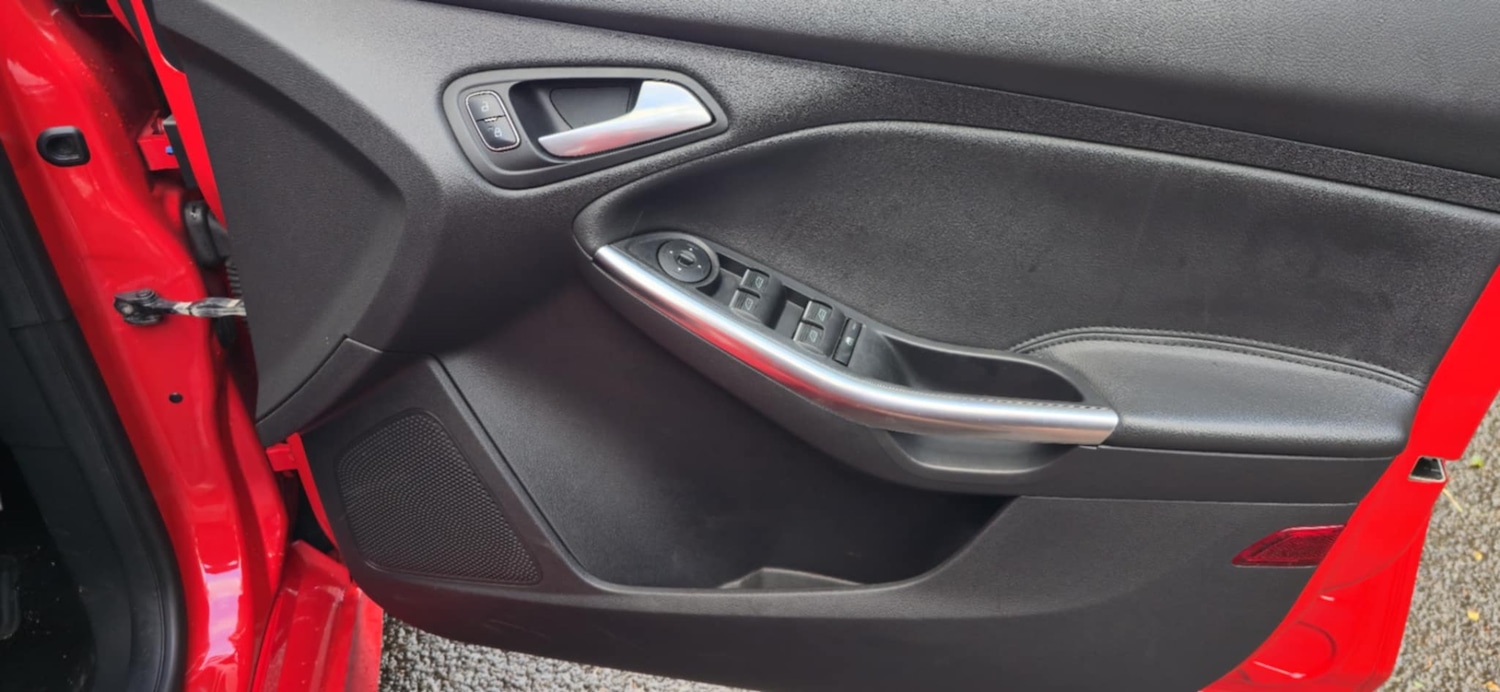 Used Ford Focus 2015 for sale - 76142605: Photo 20