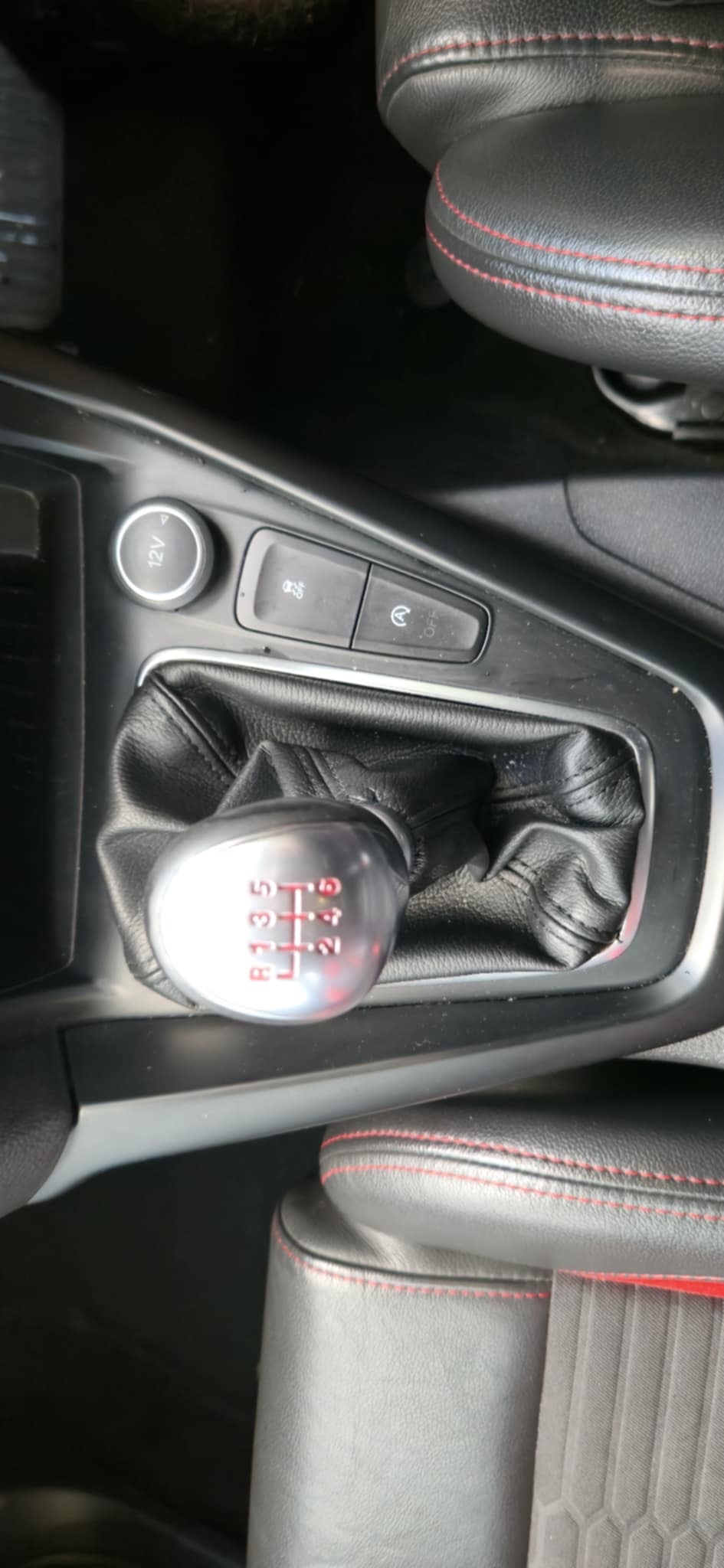 Used Ford Focus 2015 for sale - 76142605: Photo 22