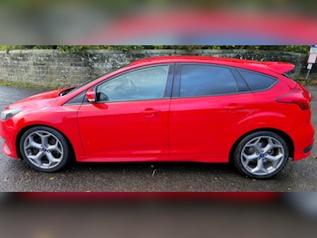 Used Ford Focus 2015 for sale - 76142605: Photo