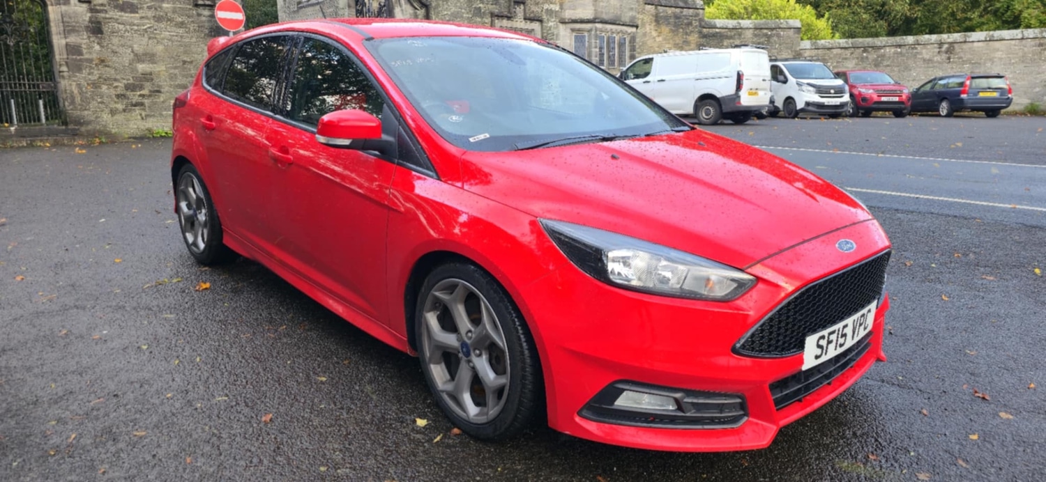 Used Ford Focus 2015 for sale - 76142605: Photo 4