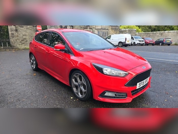 Used Ford Focus 2015 for sale - 76142605: Photo