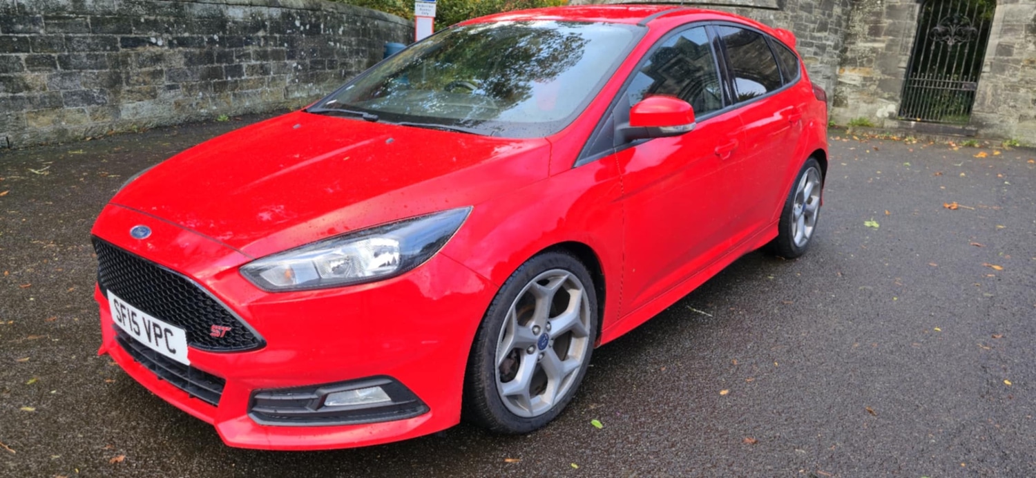 Used Ford Focus 2015 for sale - 76142605: Photo 5