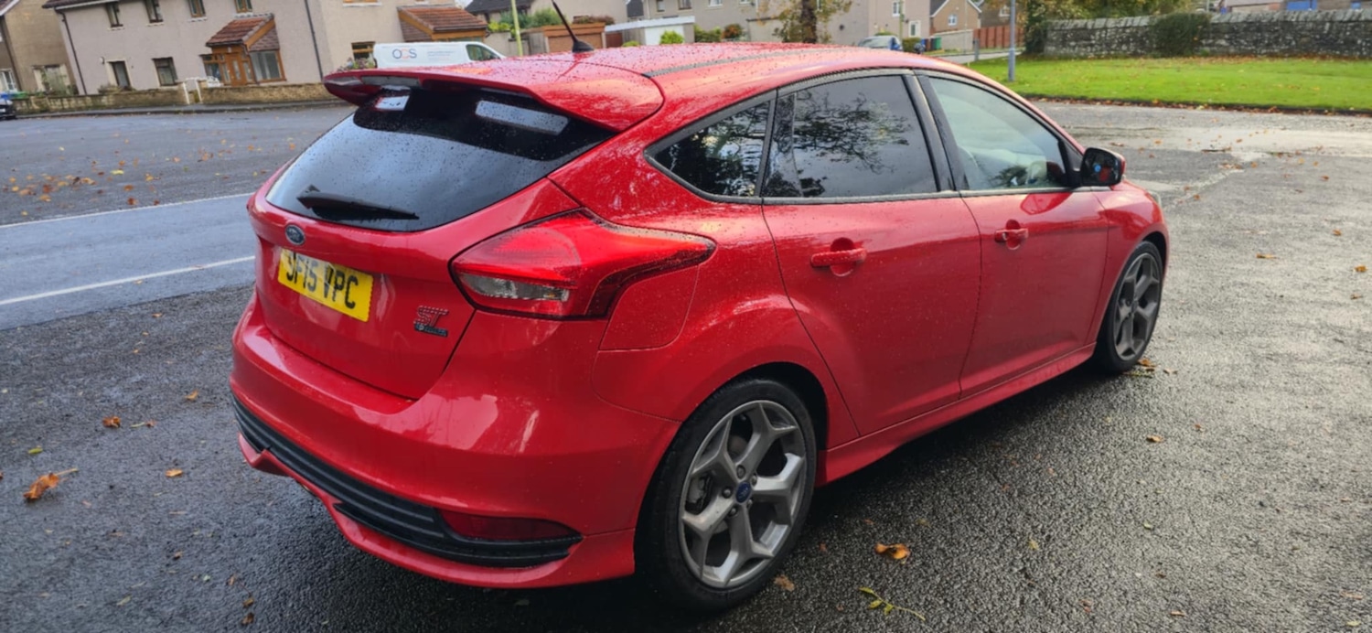 Used Ford Focus 2015 for sale - 76142605: Photo 7