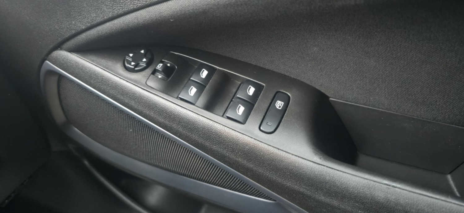 Used Vauxhall Crossland X 2018 for sale - 77162252: Photo 15