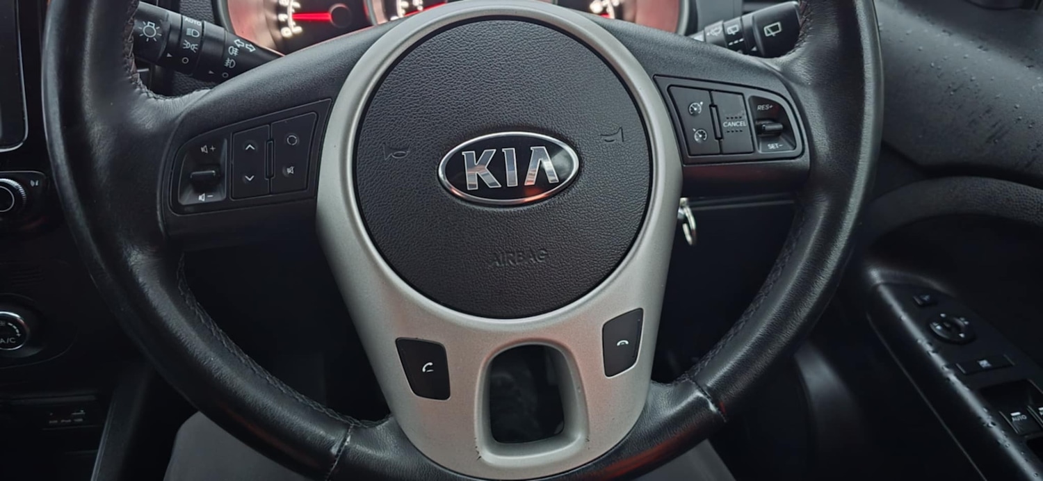 Used Kia Venga 2015 for sale - 76557028: Photo 17