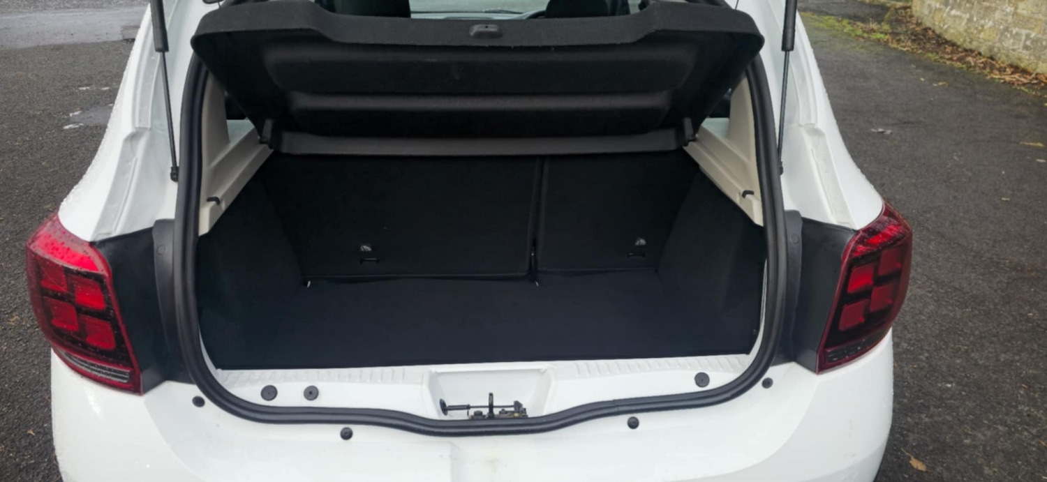 Used Dacia Sandero Stepway 2017 for sale - 77162350: Photo 18