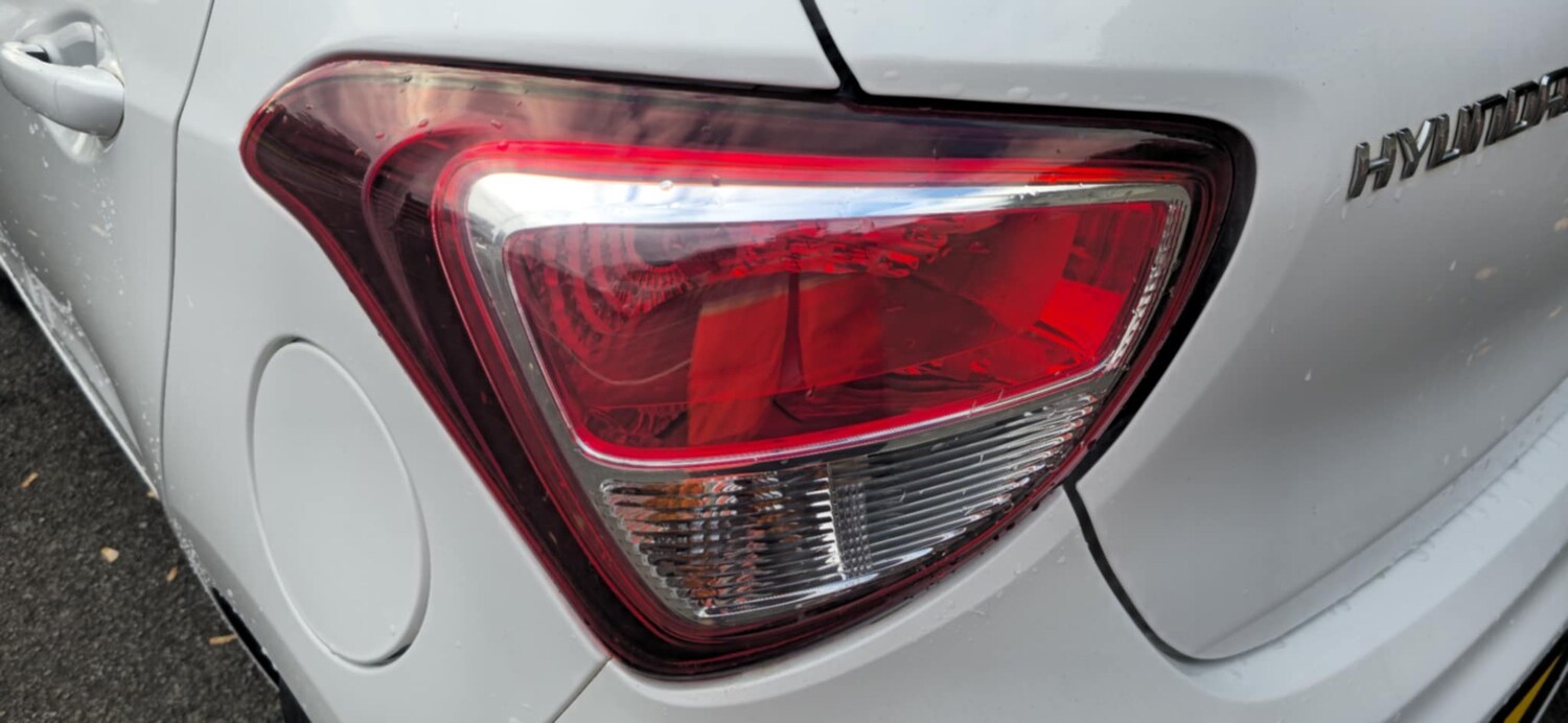 Used Hyundai i10 2017 for sale - 75383235: Photo 12