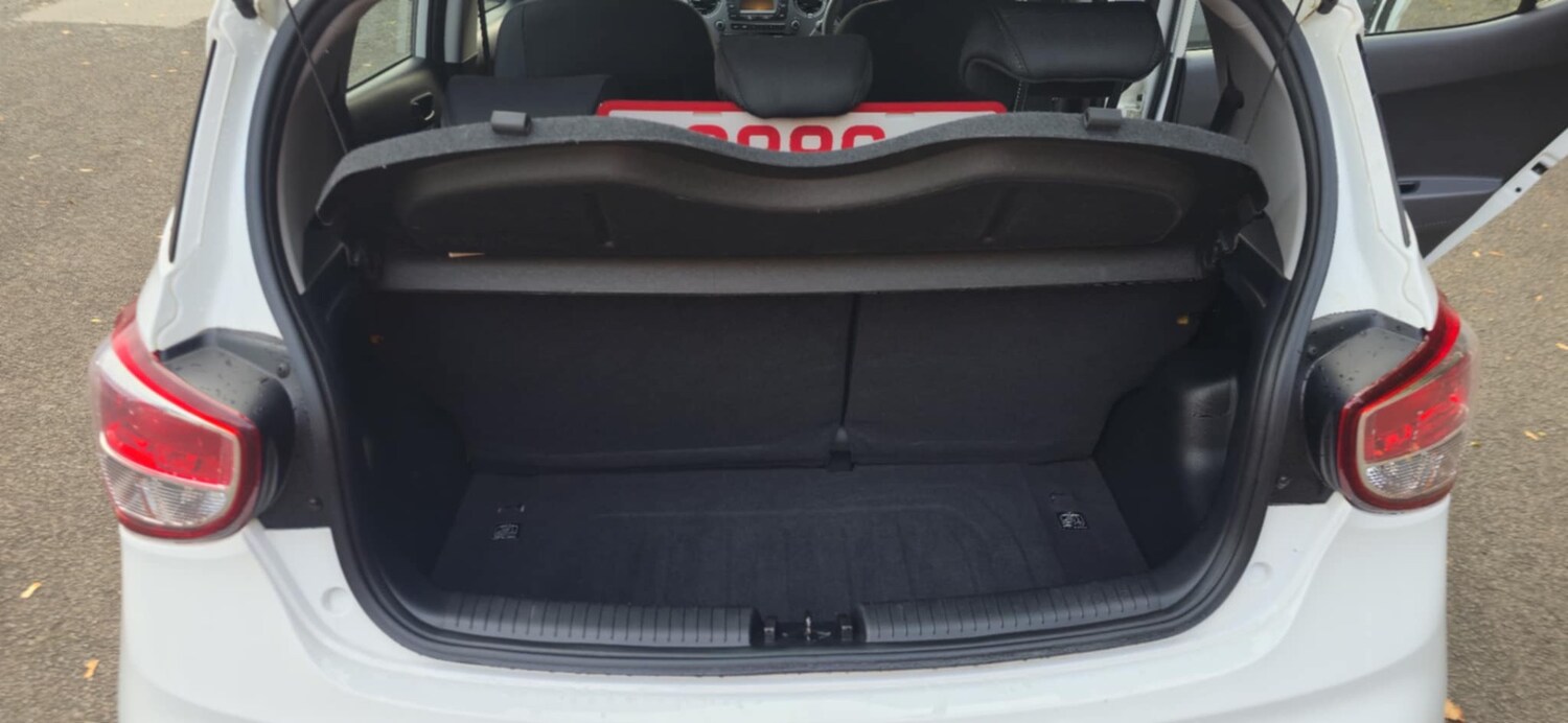 Used Hyundai i10 2017 for sale - 75383235: Photo 17