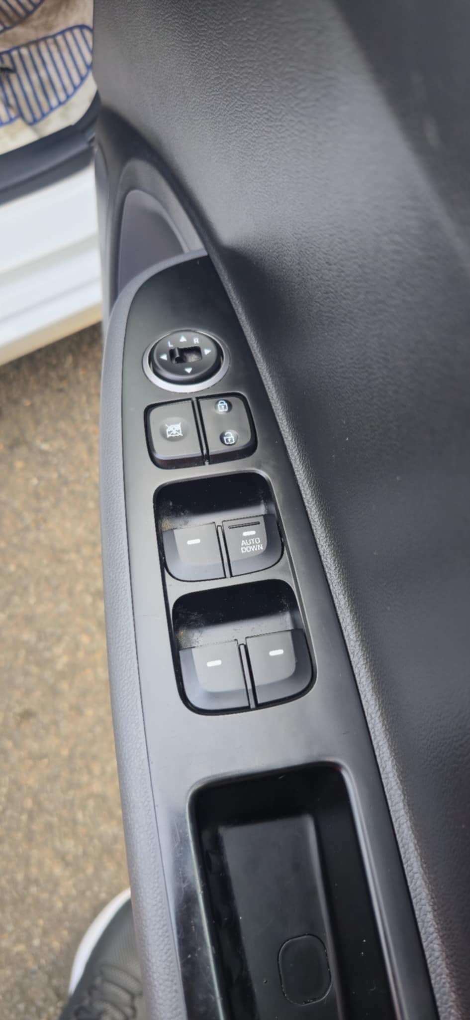 Used Hyundai i10 2017 for sale - 75383235: Photo 18