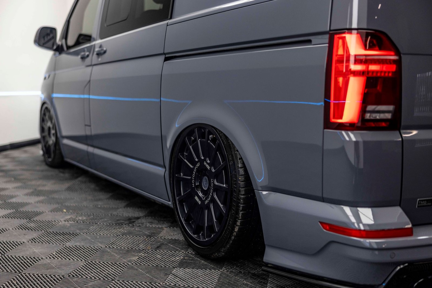 Used Volkswagen Transporter 2024 for sale - 77614612: Photo 2