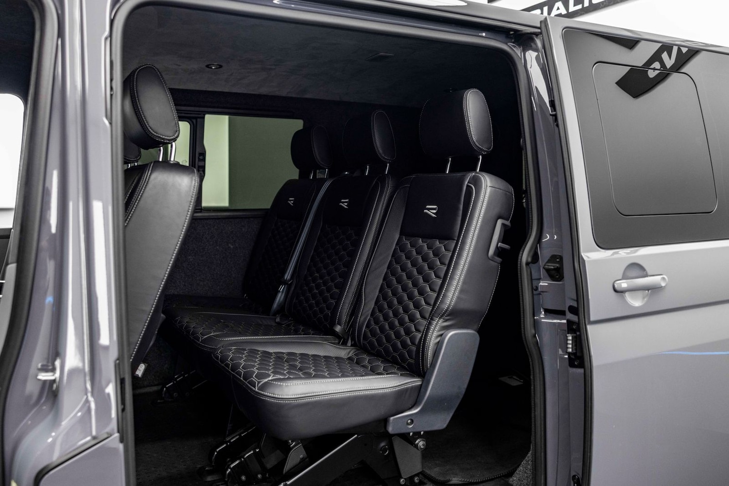 Used Volkswagen Transporter 2024 for sale - 77614612: Photo 45