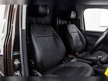 Used Volkswagen Caddy Maxi 2016 for sale - 76327995: Photo