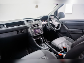 Used Volkswagen Caddy 2017 for sale - 78579985: Photo