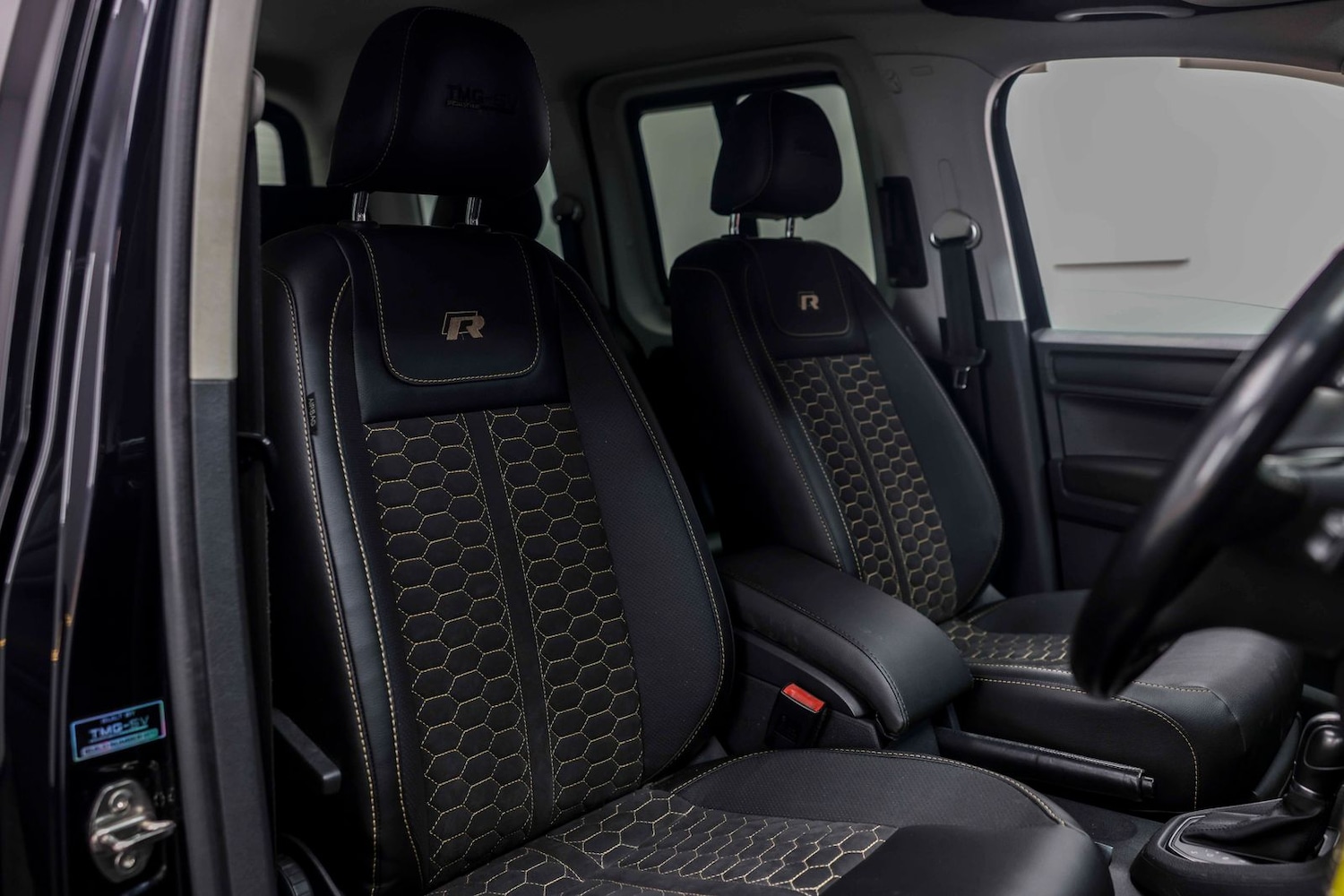 Used Volkswagen Caddy Life 2017 for sale - 77911365: Photo 2