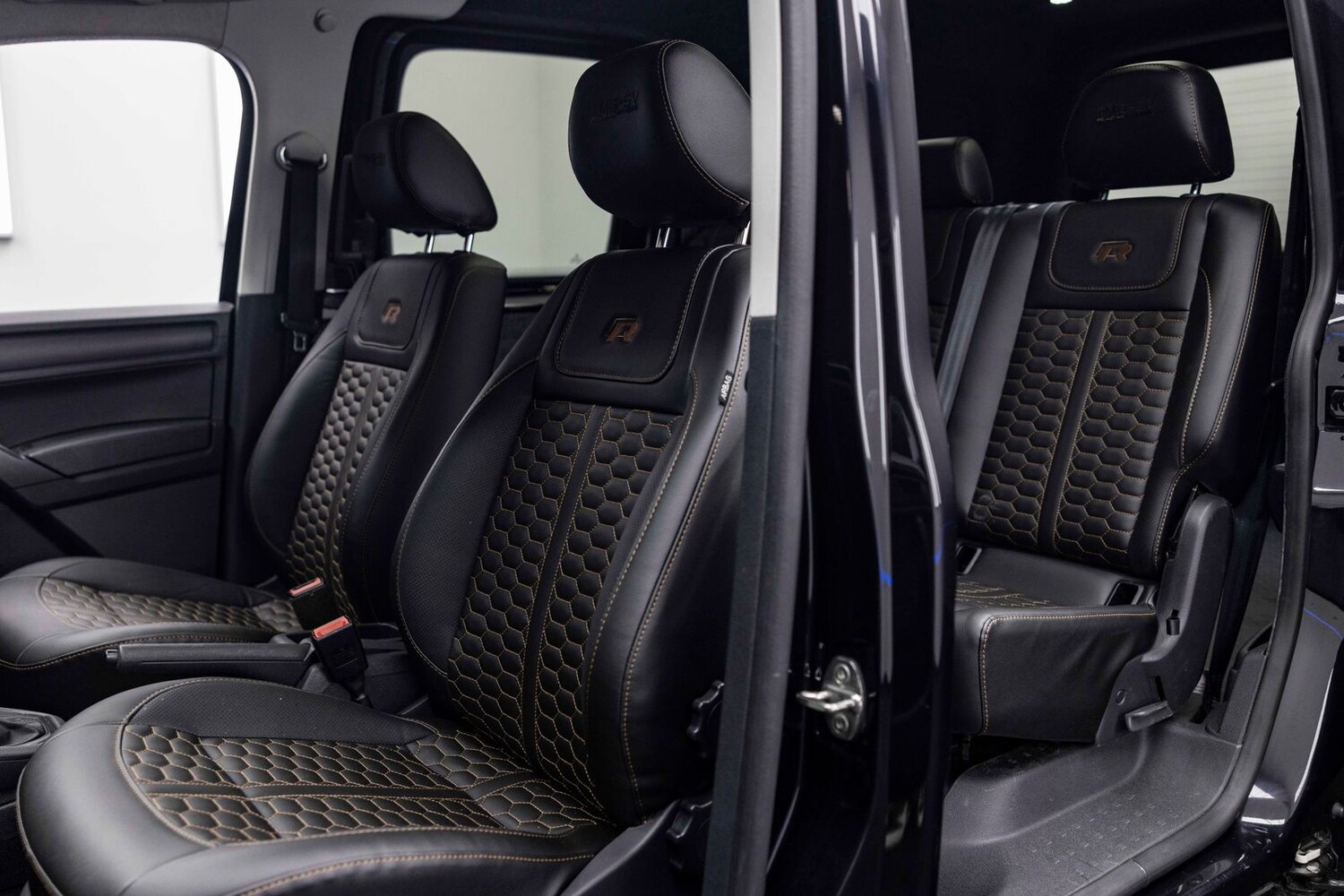 Used Volkswagen Caddy Maxi 2016 for sale - 76704542: Photo 18