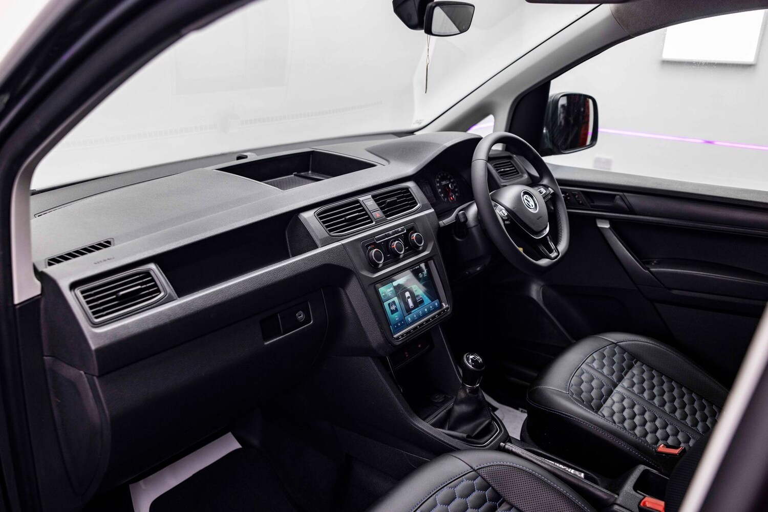 Used Volkswagen Caddy Maxi 2017 for sale - 76248618: Photo 8