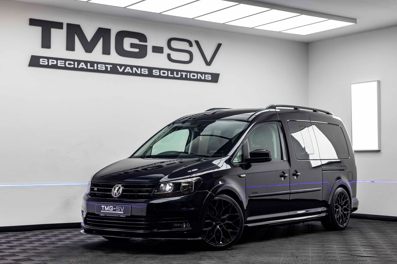 Used Volkswagen Caddy Maxi Life 2017 for sale - 76389981: Photo 1