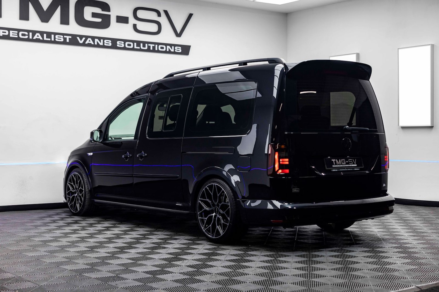 Used Volkswagen Caddy Maxi Life 2017 for sale - 76389981: Photo 15