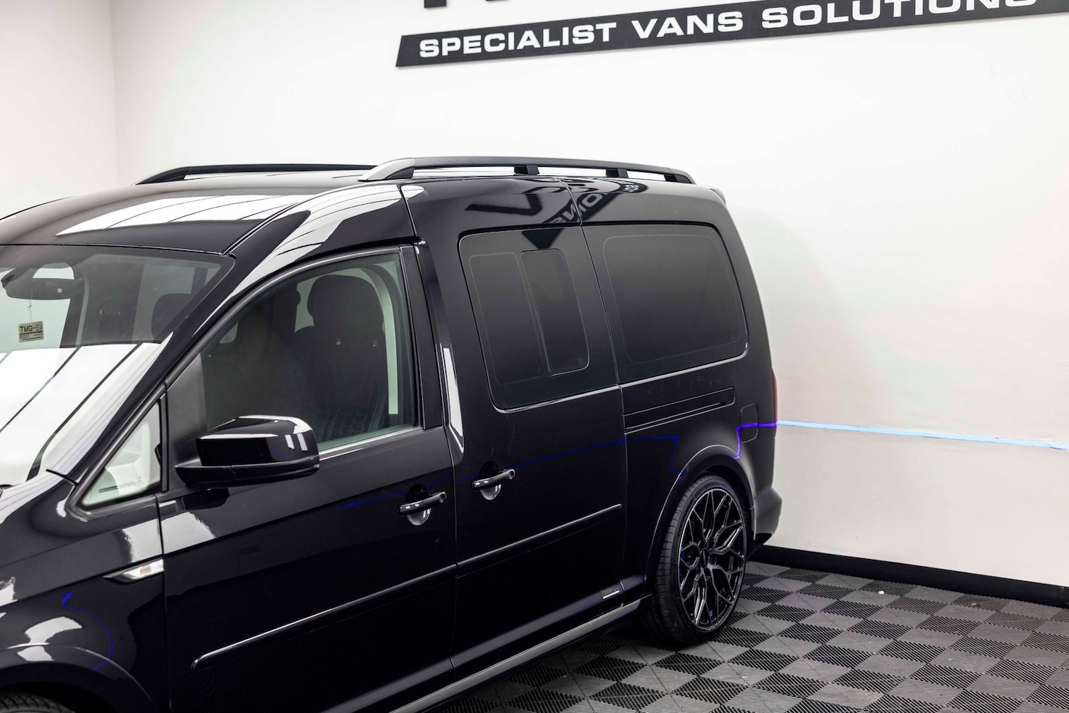 Used Volkswagen Caddy Maxi Life 2017 for sale - 76389981: Photo 19