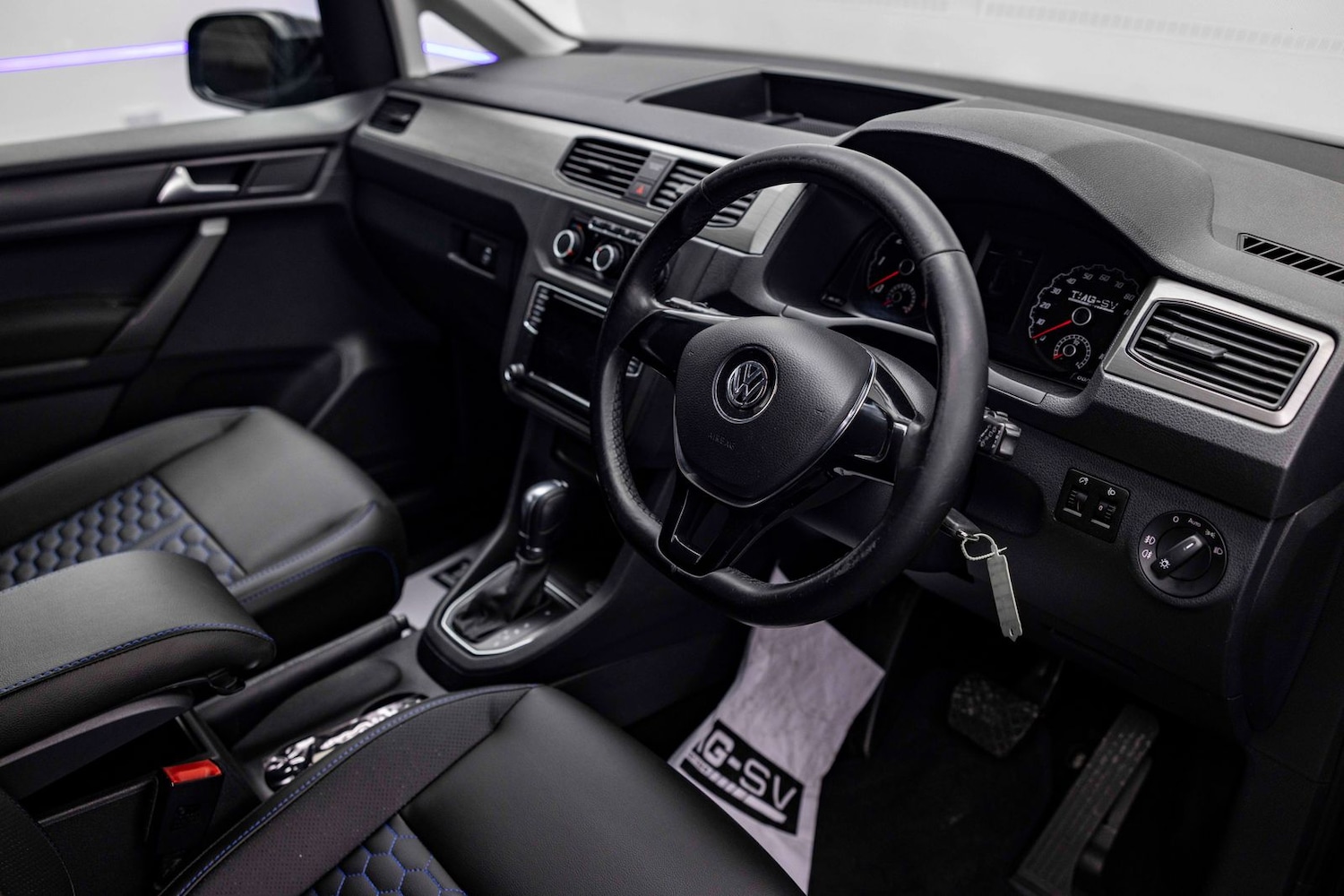 Used Volkswagen Caddy Maxi Life 2017 for sale - 76389981: Photo 2