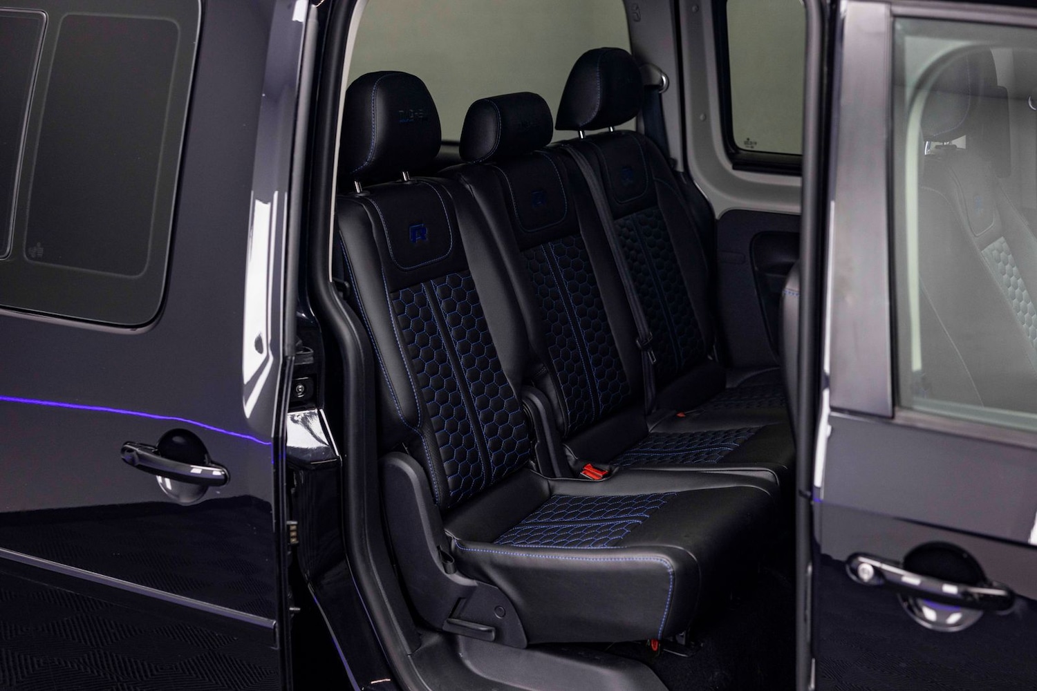 Used Volkswagen Caddy Maxi Life 2017 for sale - 76389981: Photo 20