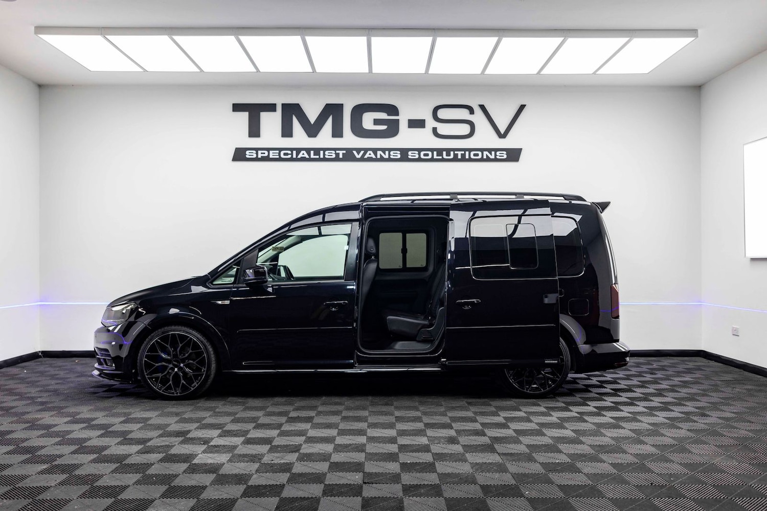 Used Volkswagen Caddy Maxi Life 2017 for sale - 76389981: Photo 23