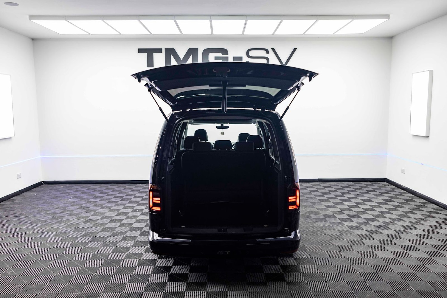 Used Volkswagen Caddy Maxi Life 2017 for sale - 76389981: Photo 33