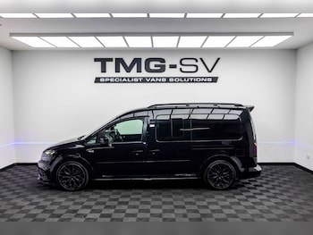 Used Volkswagen Caddy Maxi Life 2017 for sale - 76389981: Photo