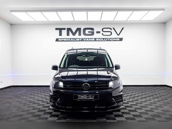 Used Volkswagen Caddy Maxi Life 2017 for sale - 76389981: Photo