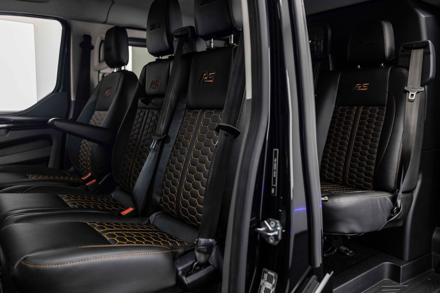 Used Ford Transit Custom 2021 for sale - 76563587: Photo 2