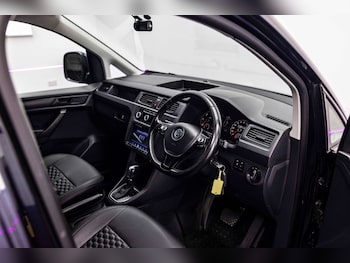 Used Volkswagen Caddy Maxi 2018 for sale - 76248620: Photo