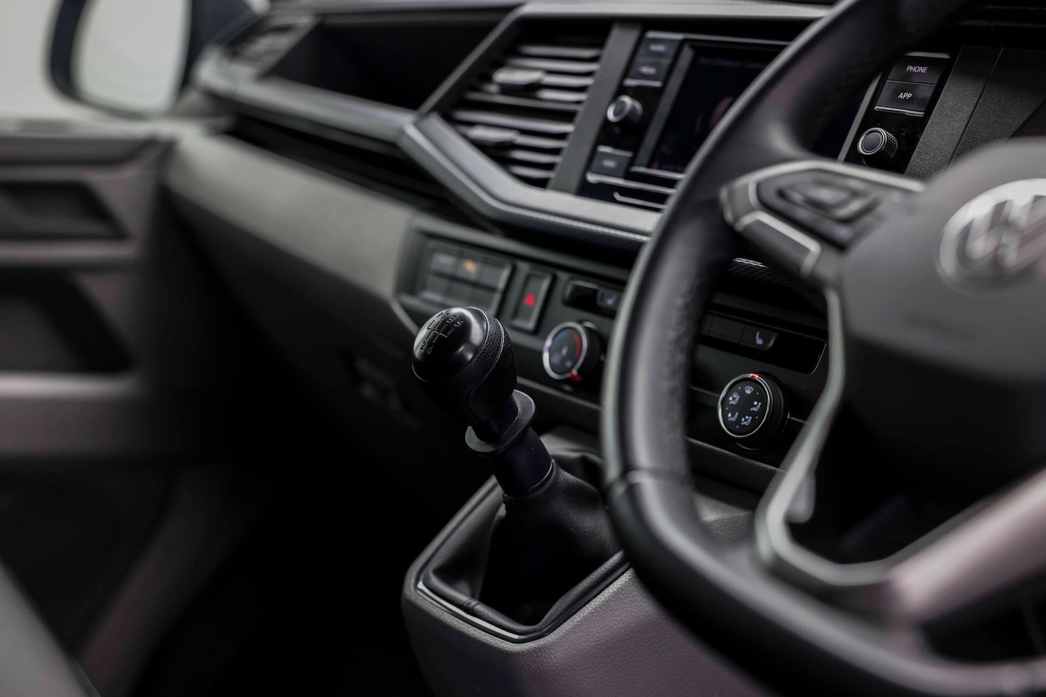 Used Volkswagen Transporter 2024 for sale - 77911368: Photo 16