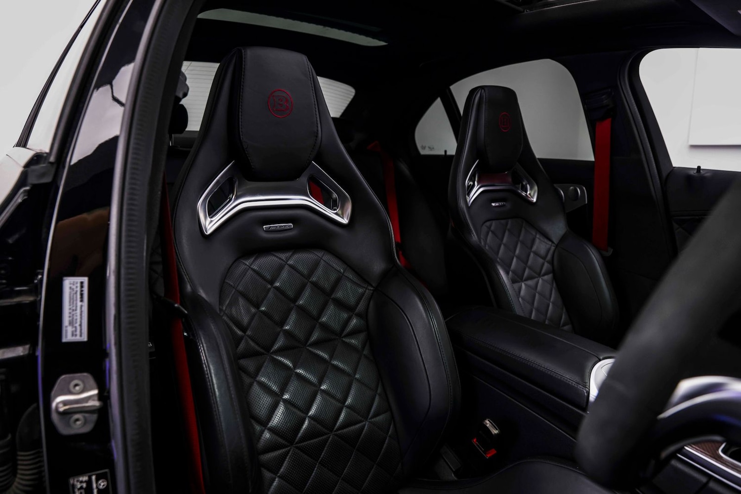 Used Mercedes-Benz C Class 2016 for sale - 77810342: Photo 2